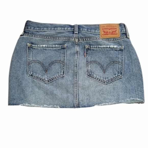 LEVIS WOMEN MINI DENIM SKIRT SIZE 25 - Picture 2 of 10